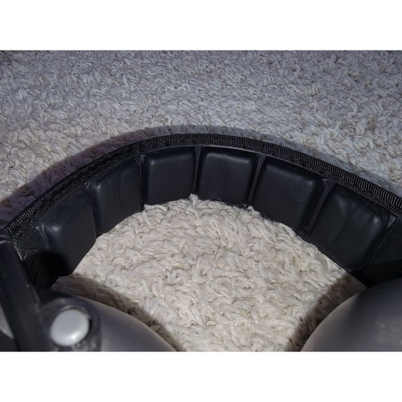 Venture Gear Hearing Protection Earmuffs - Picture 7 of 7